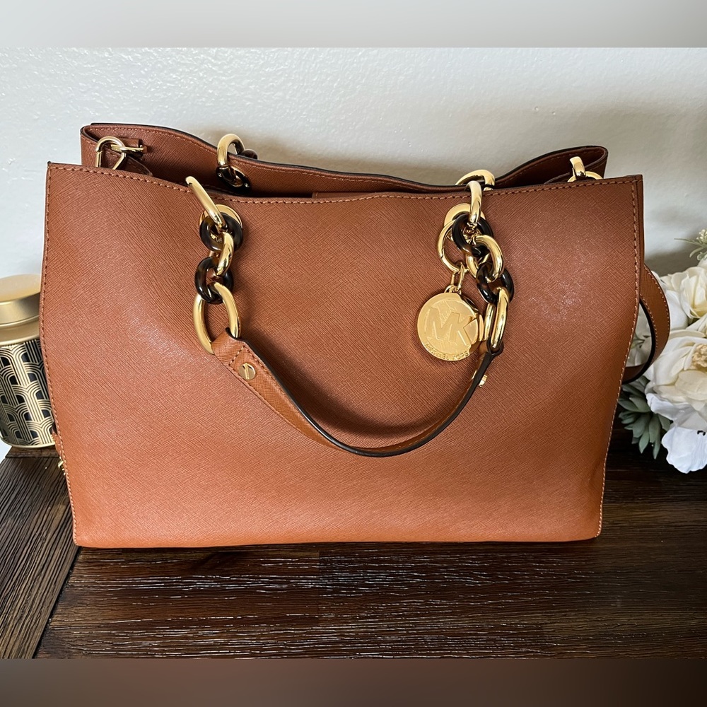 Michael Kors purse
